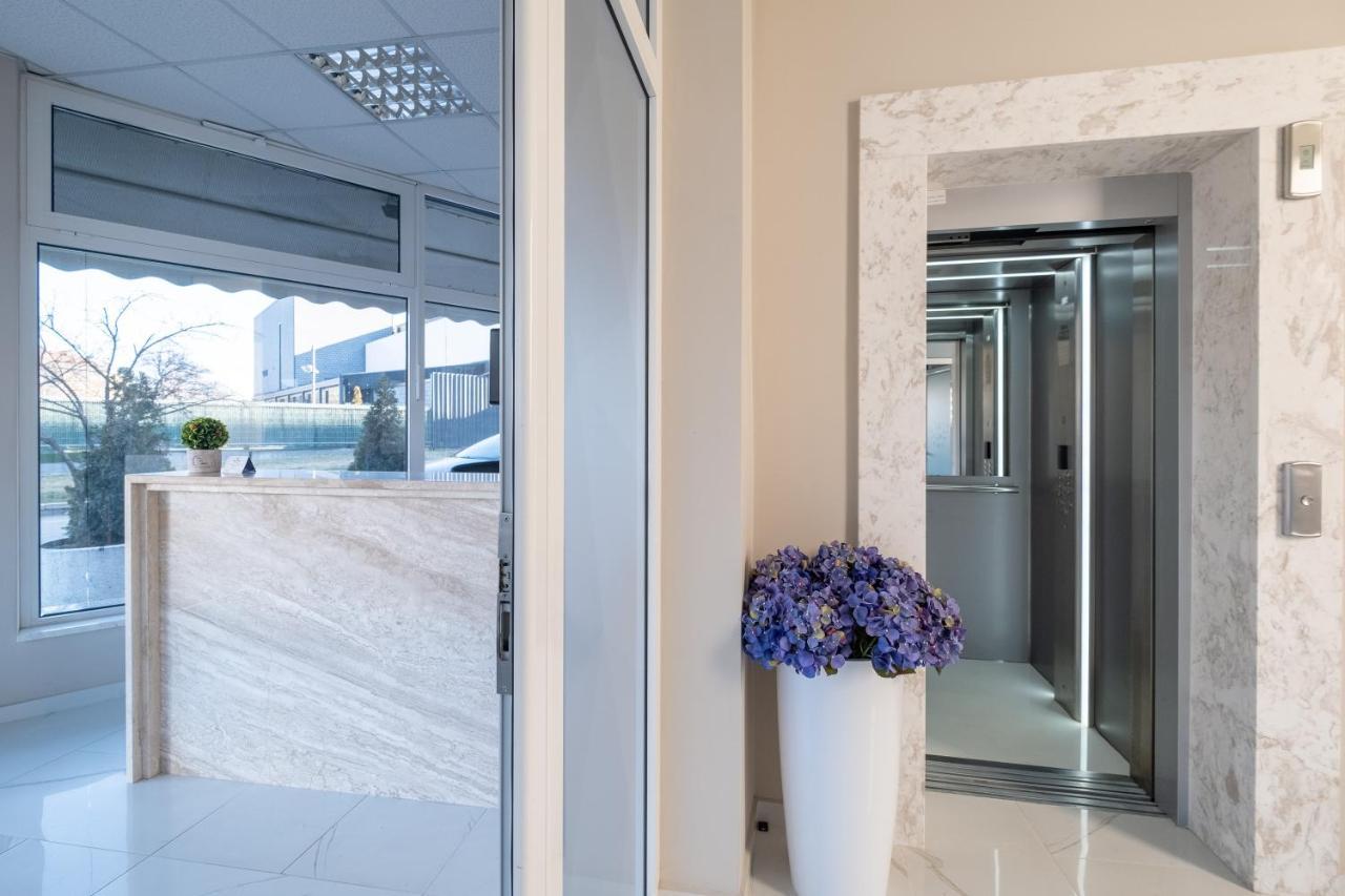 Blue Label Apart House Sofia Exterior photo